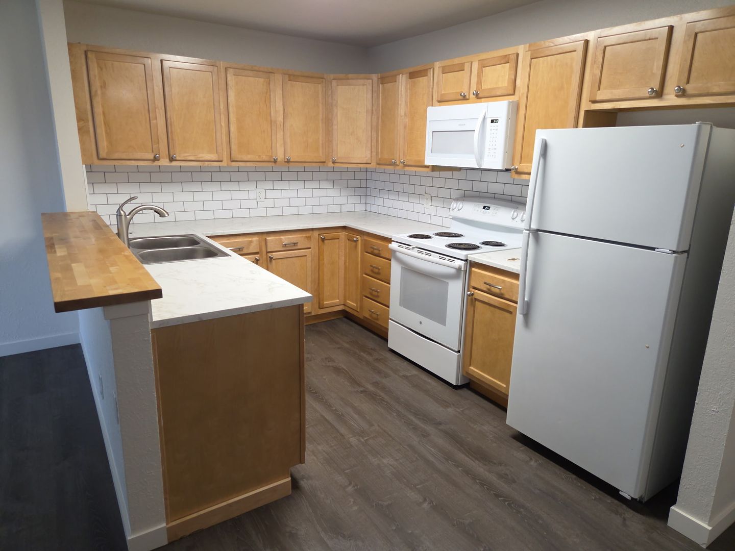 Lousiville Apartment: 1025 East South Boulder Road