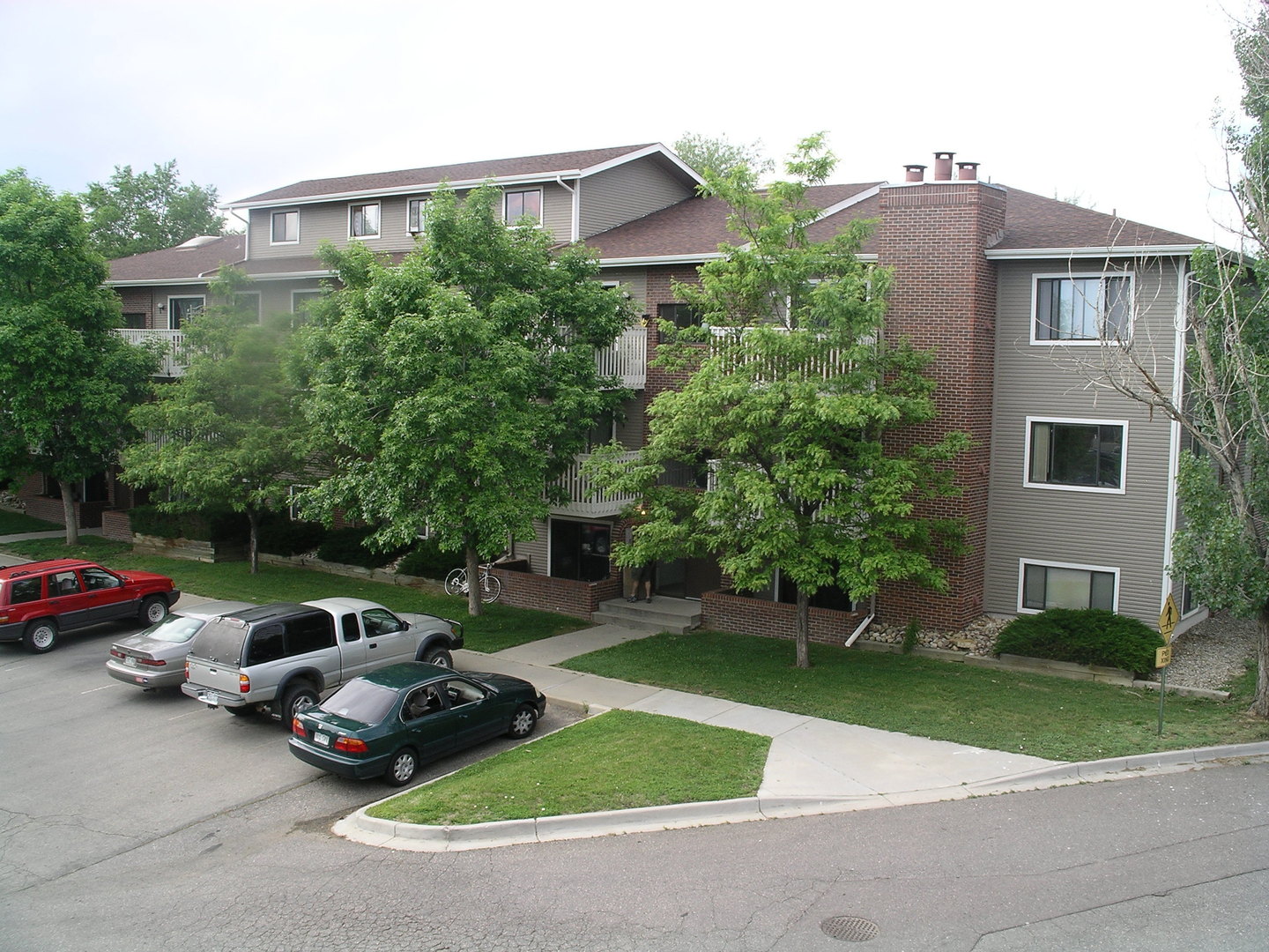 Lousiville Apartment: 1025 East South Boulder Road
