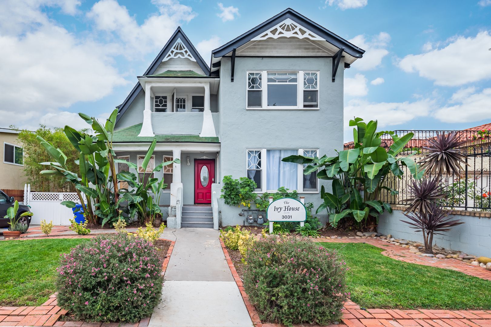 San Diego House: 3031 Ivy Street #4