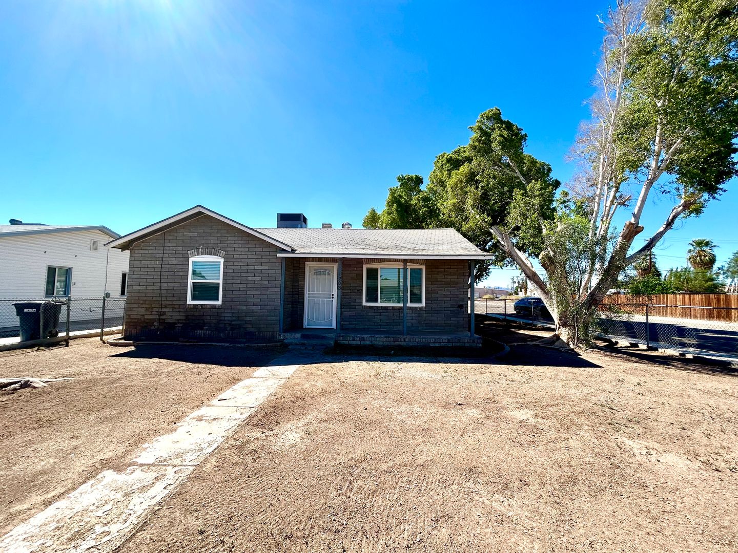 Blythe House: 203 S. 5th St