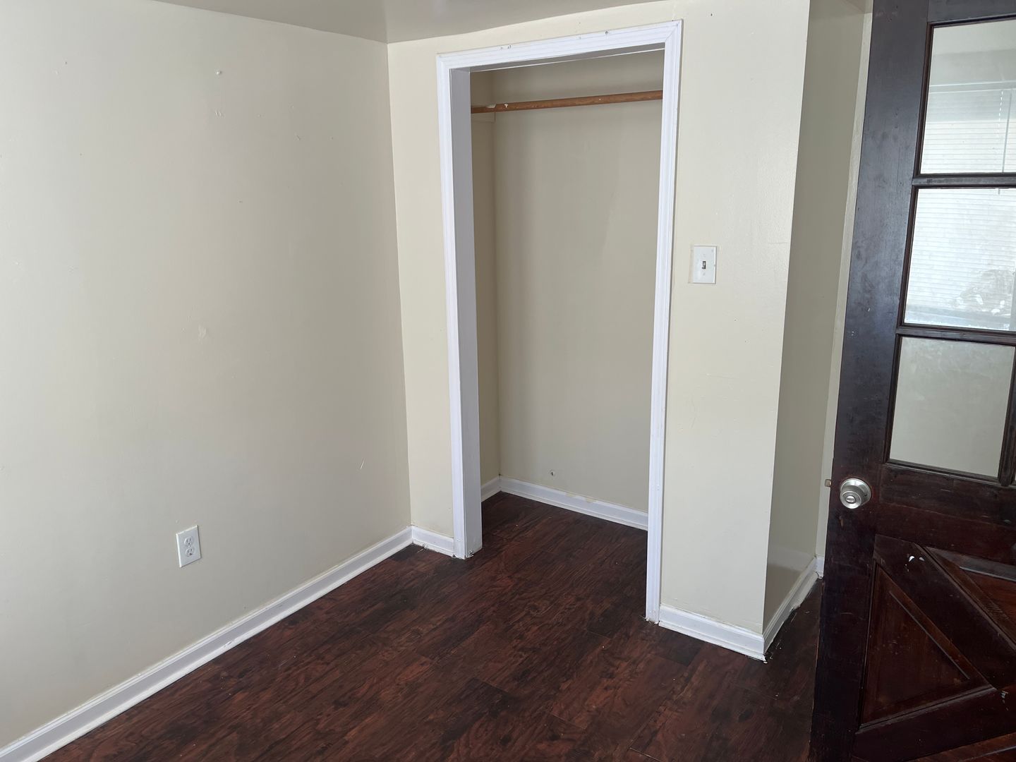 Chicago Apartment: 1115 W 19th Place