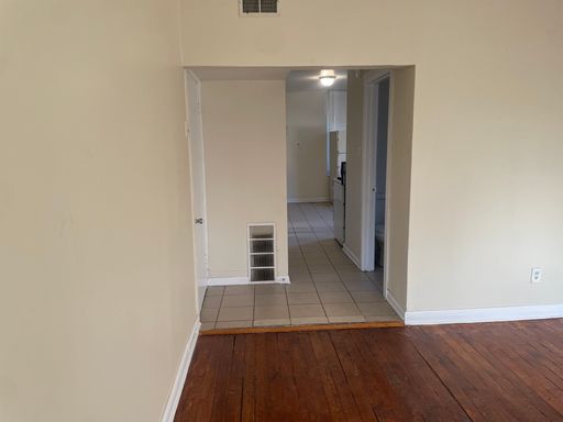 Two bedroom one bathroom apartment in Pilsen – photo 1