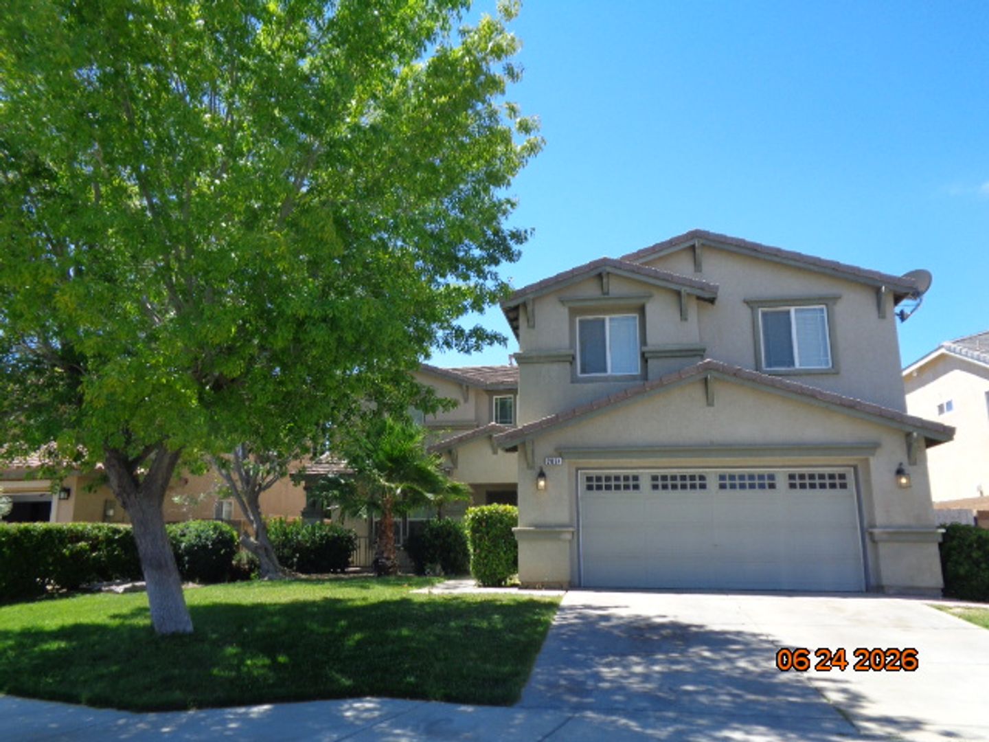 Lancaster House: 2064 West Avenue K-6