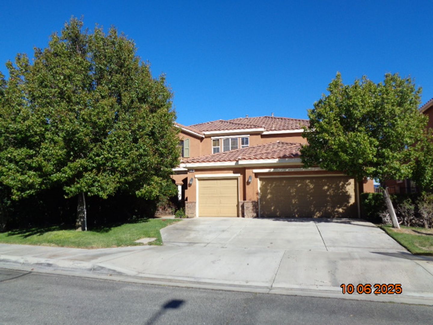 Lancaster House: 43444 57th Street West