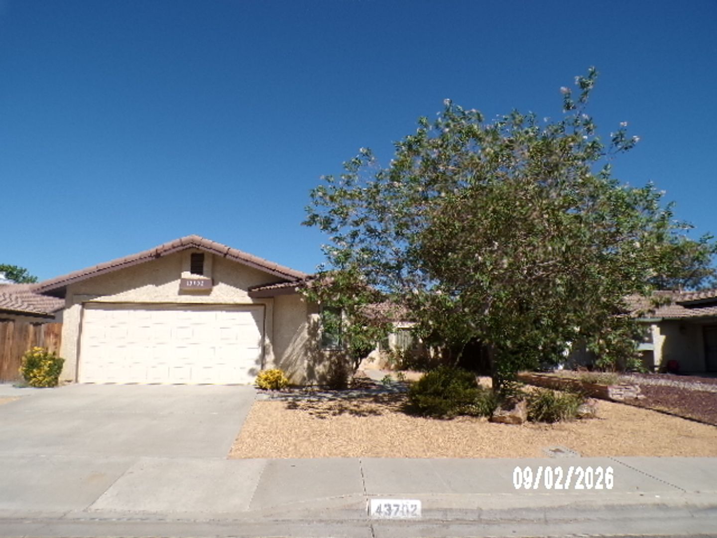 Lancaster House: 43702 La Paz Ln