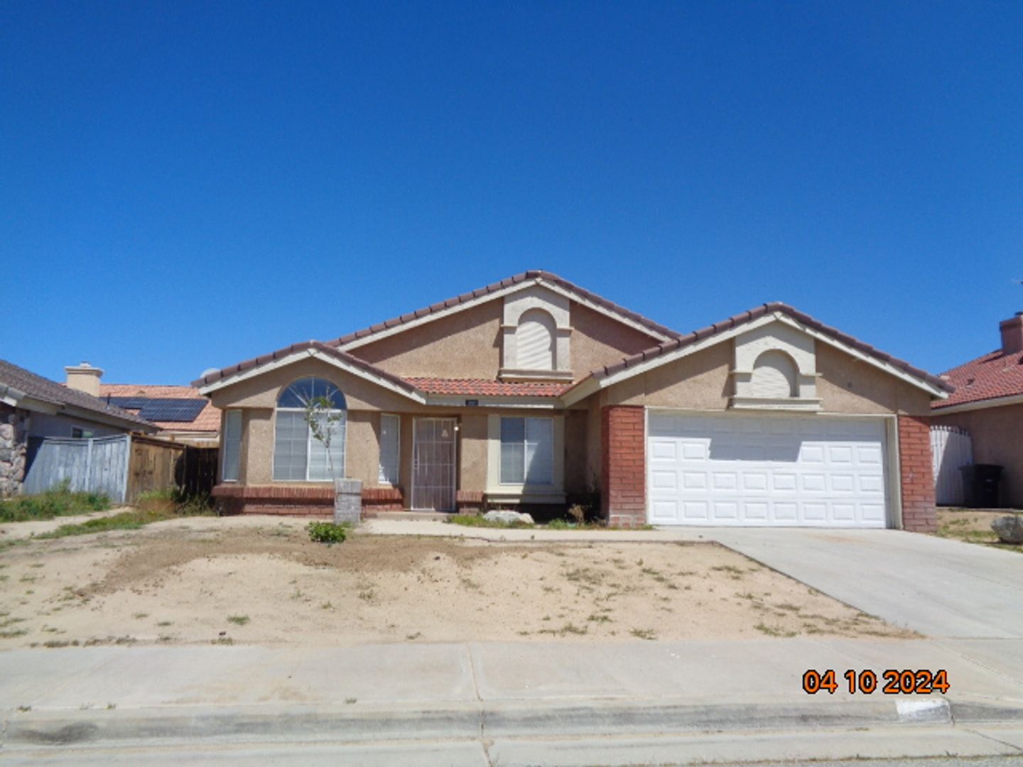 Rosamond House: 1009 Hastings Avenue