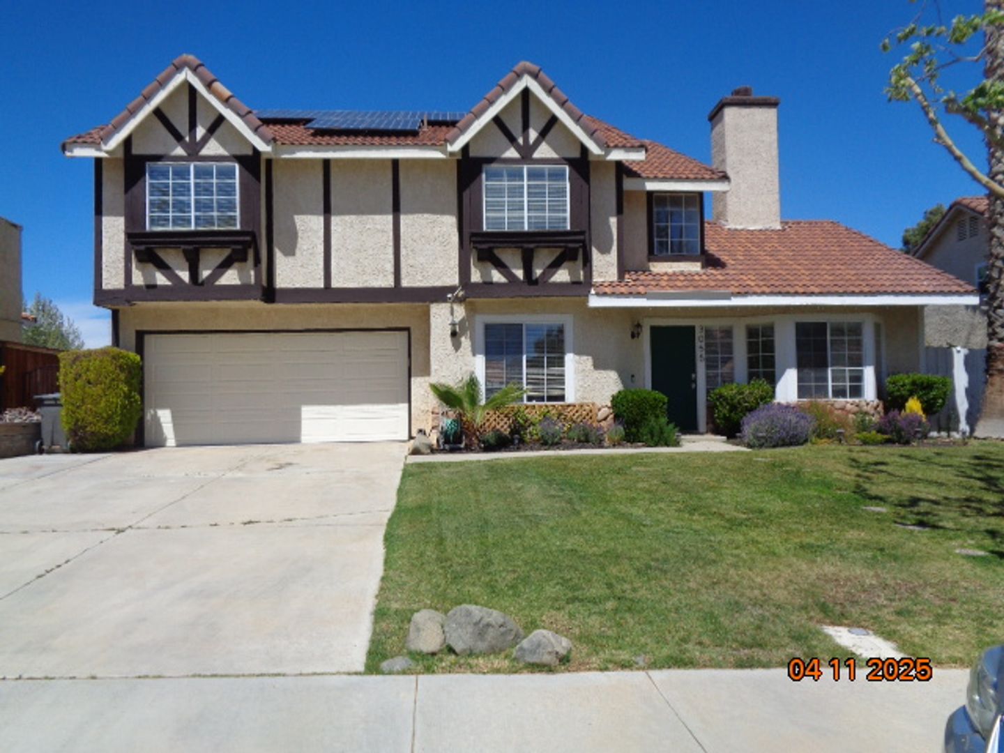 Palmdale House: 3055 Paxton Avenue