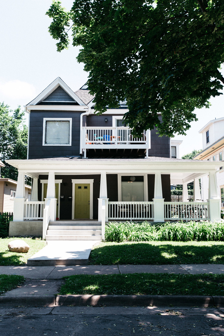 Minneapolis Apartment: 2215 - 2217 Grand Ave South