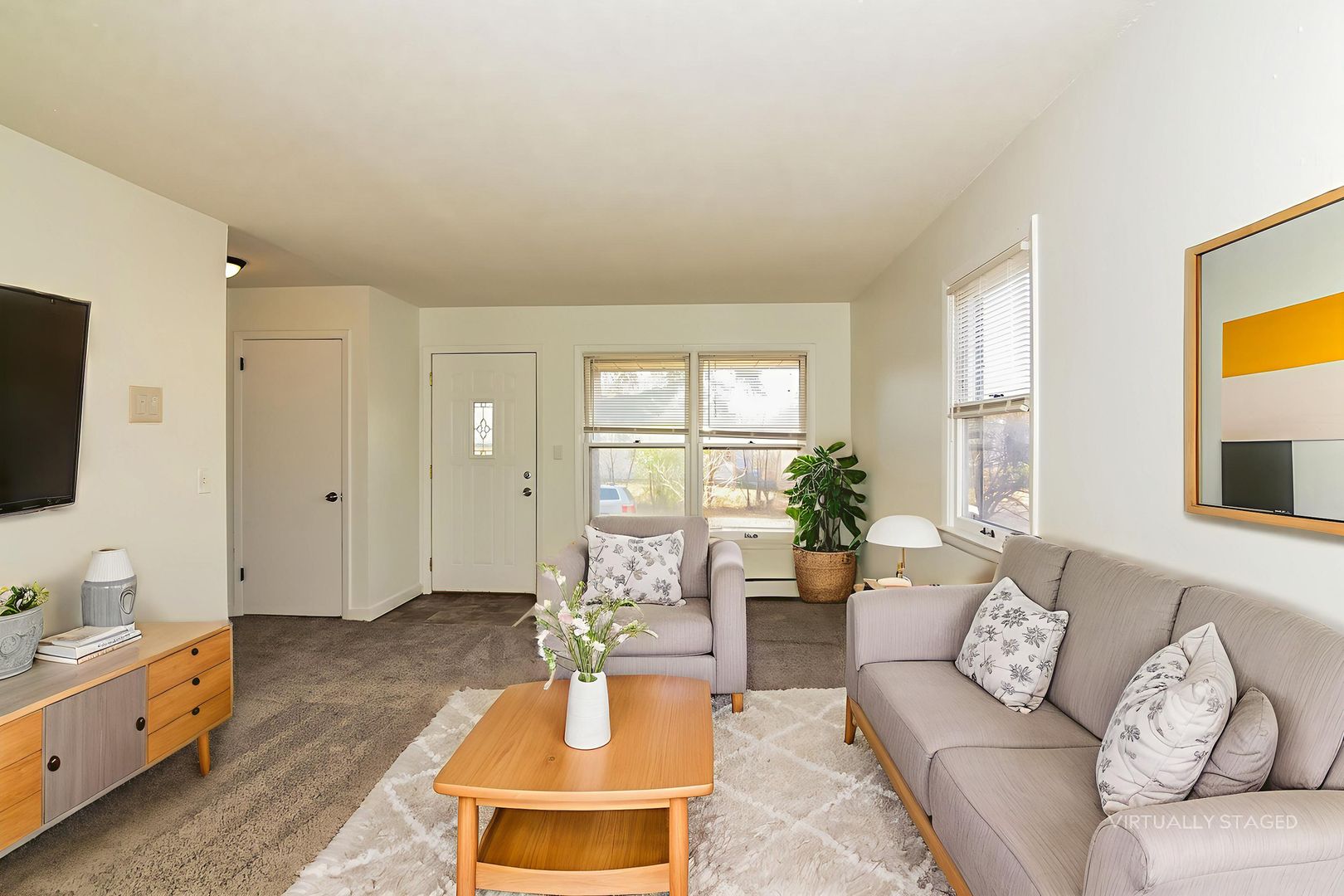 Minneapolis Apartment: 314 Knox Avenue North