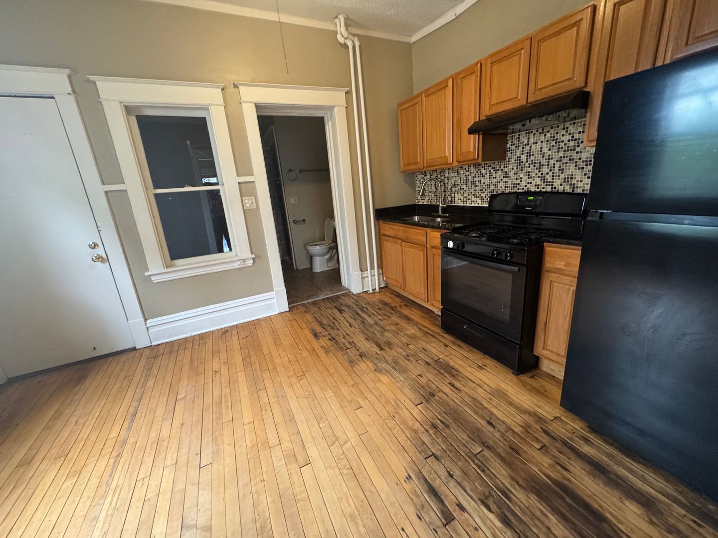 St. Paul Apartment: 744 Simon Avenue