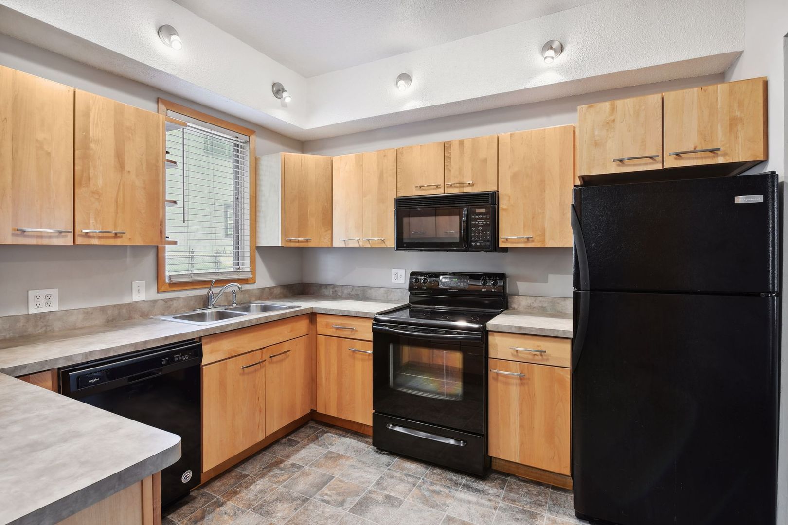 Minneapolis Apartment: 206 East 27th Street