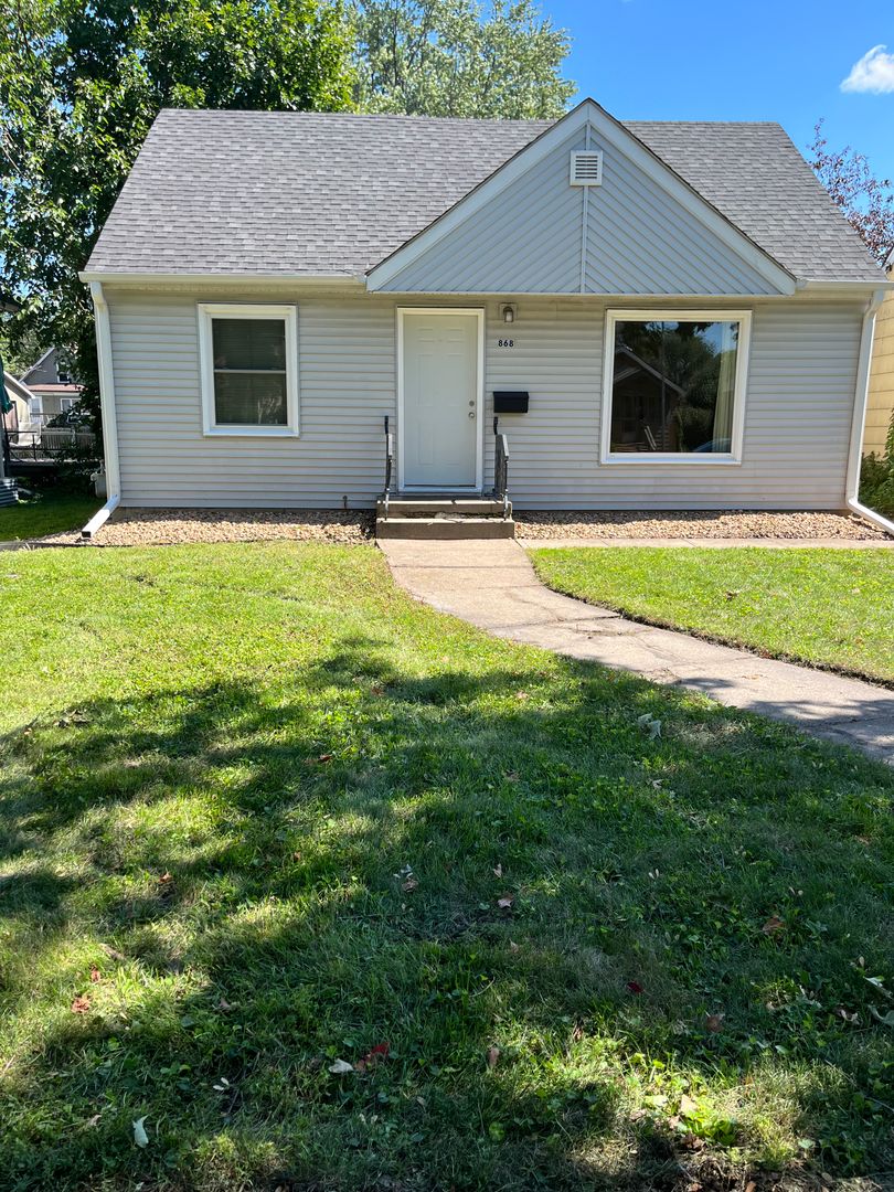 Minneapolis Apartment: 868 20th Ave SE