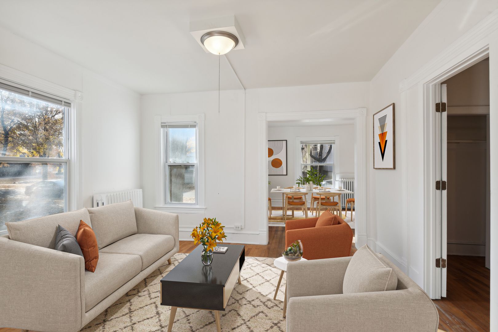 Minneapolis Apartment: 224 Humboldt Ave North