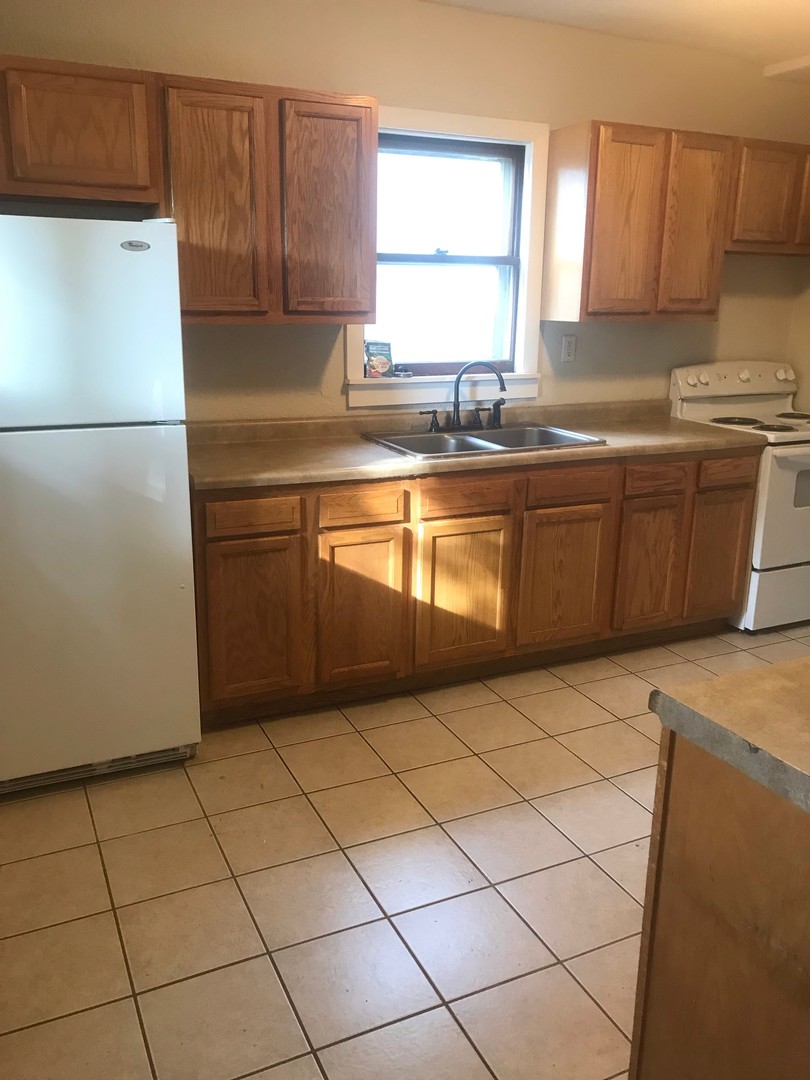 Minneapolis House: 253 Queen Ave North
