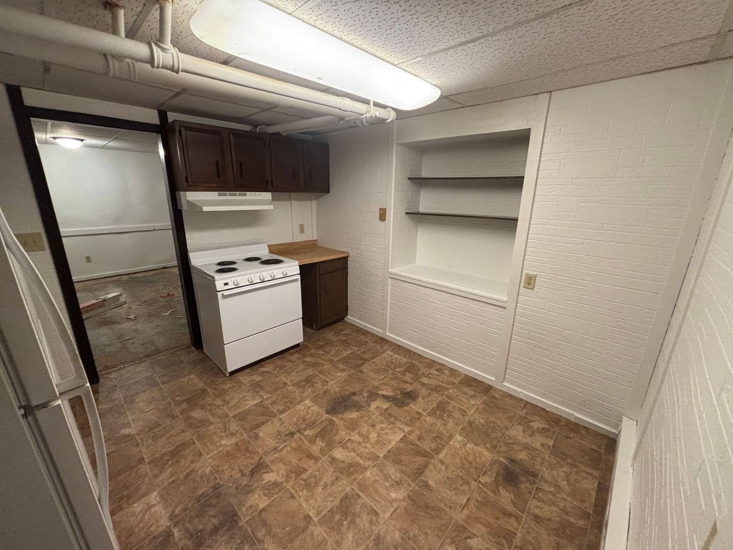 St Paul Apartment: 389 Maple Street