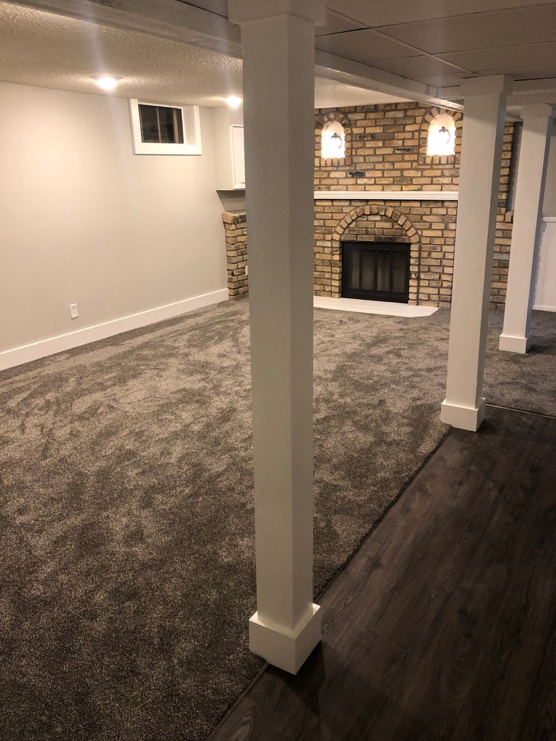 Champlin House: 11020 West River Road