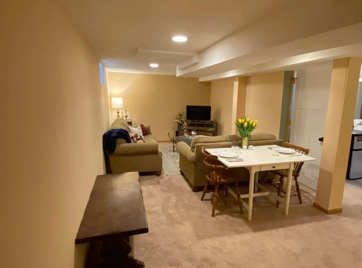 Minneapolis Apartment: 1823 Girard Avenue North