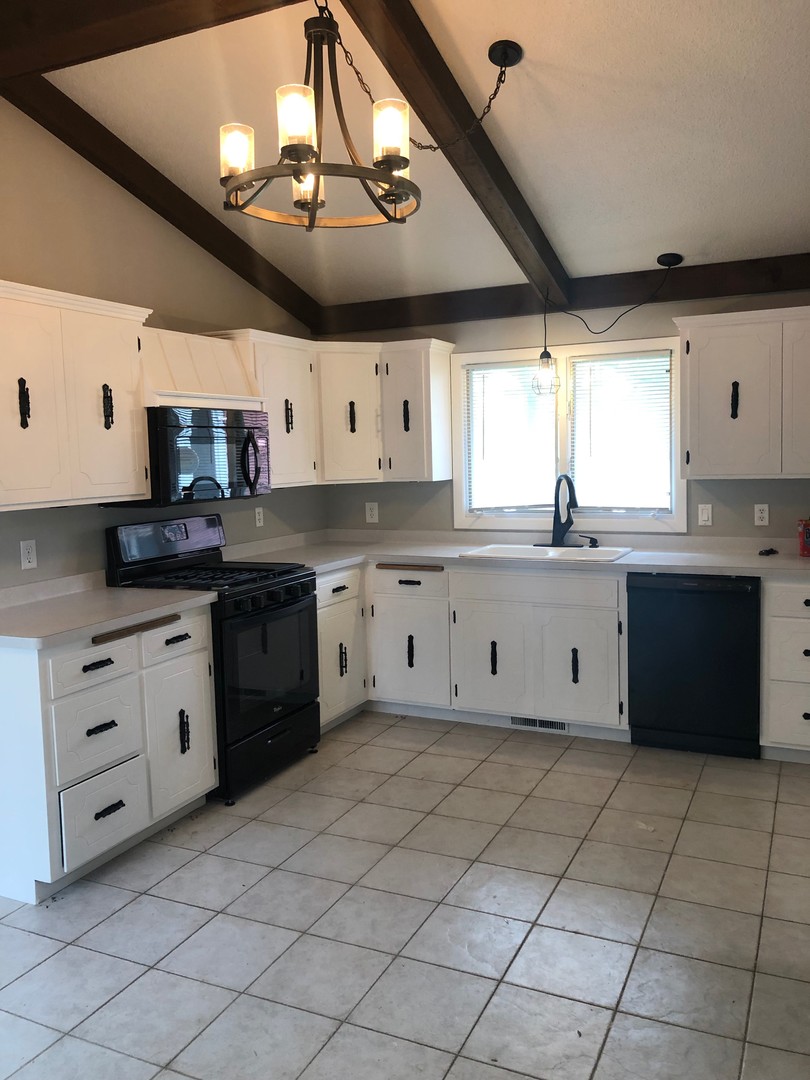 Champlin House: 11020 West River Road