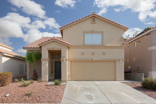 Large 4 bedroom home for less than $2000! – photo 1