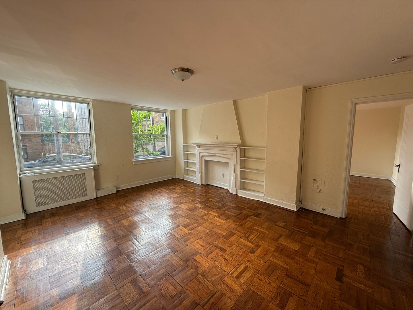 Pittsburgh Apartment: King Edward Apartments (old)