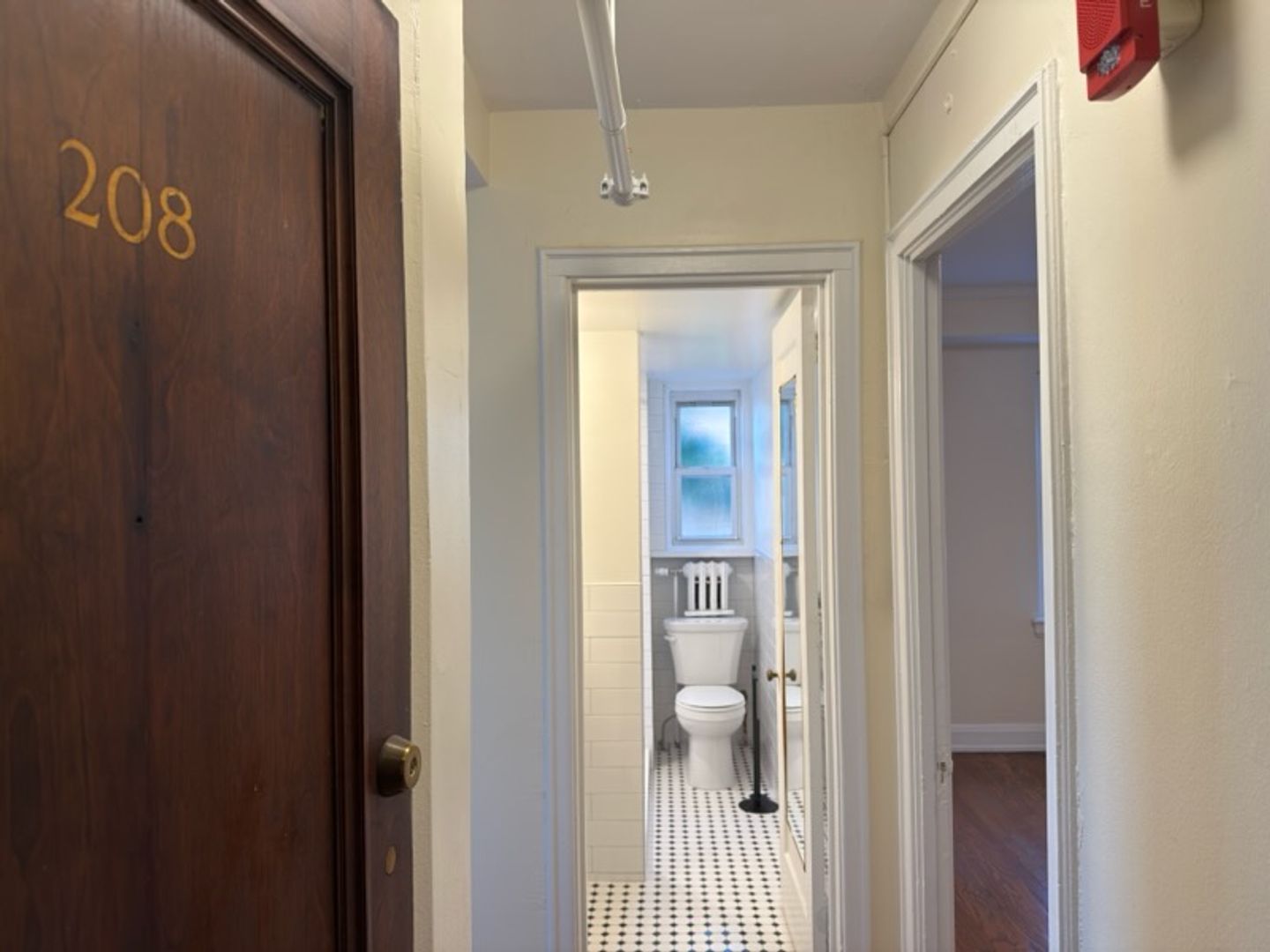 Pittsburgh Apartment: 245 Melwood Avenue