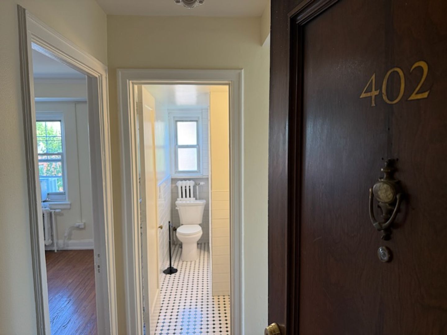 Pittsburgh Apartment: 245 Melwood Avenue