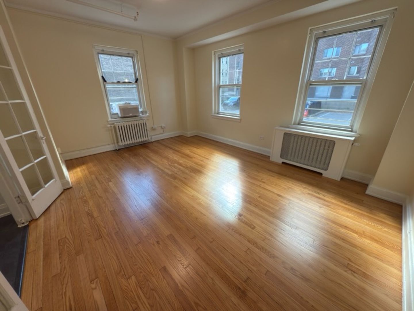 Pittsburgh Apartment: 245 Melwood Avenue