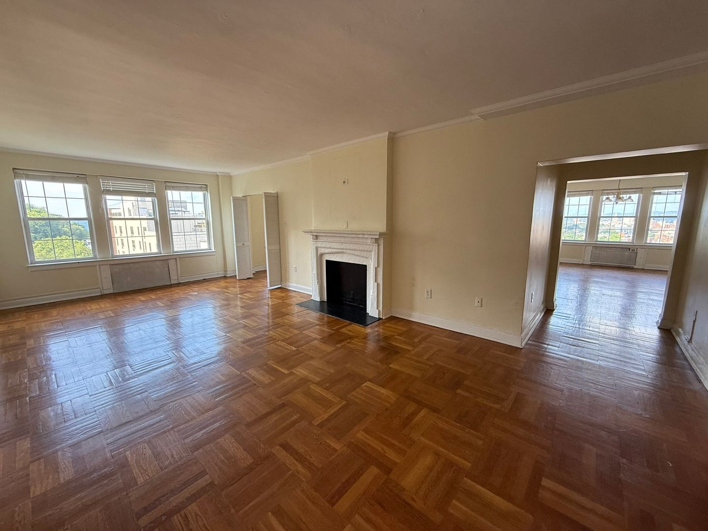 Pittsburgh Apartment: 3955 Bigelow Blvd