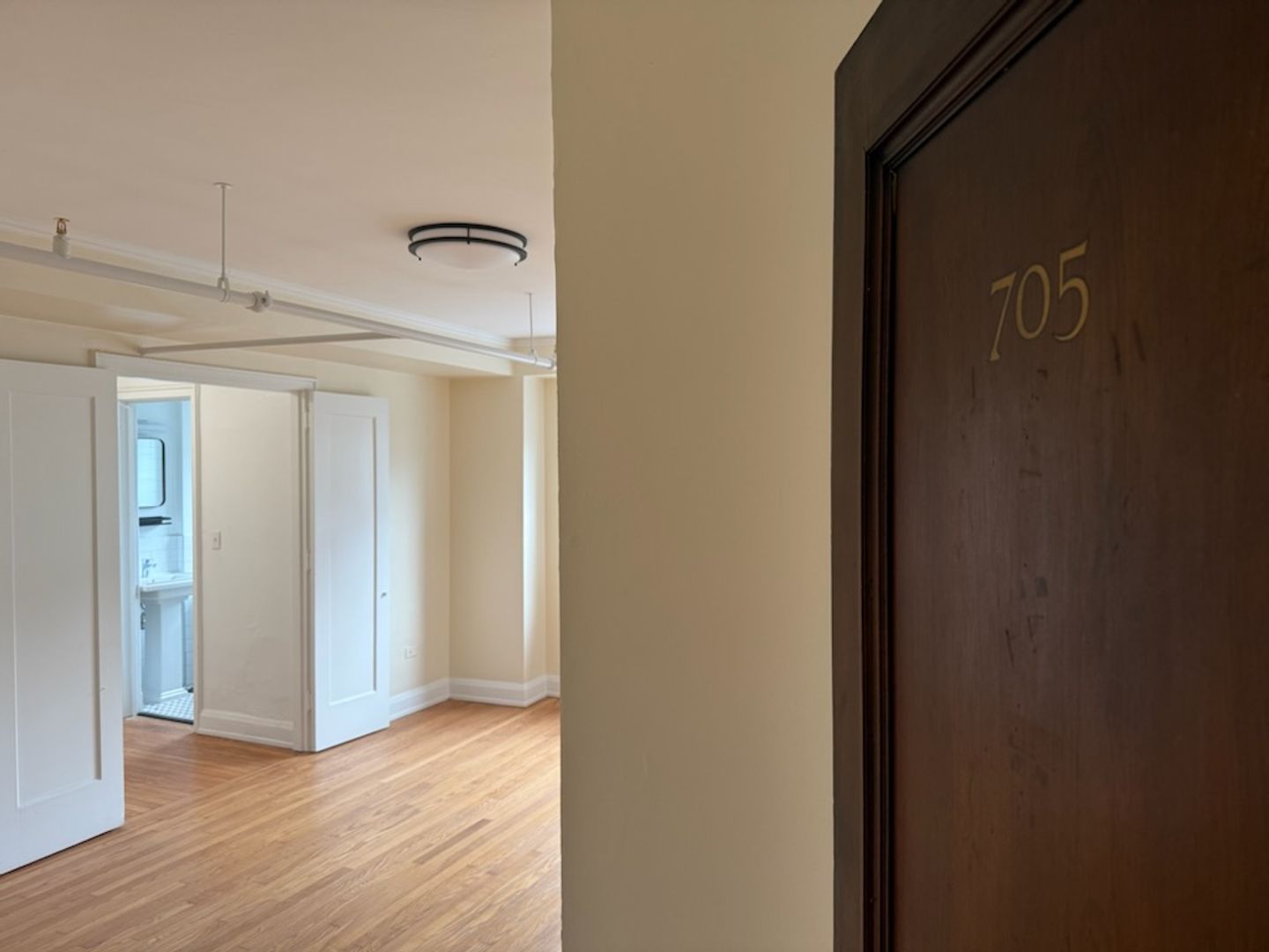 Pittsburgh Apartment: 245 Melwood Avenue