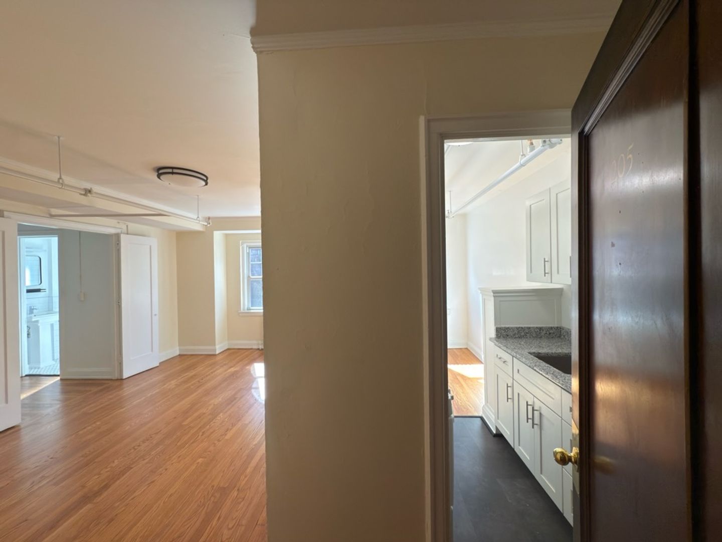 Pittsburgh Apartment: 245 Melwood Avenue