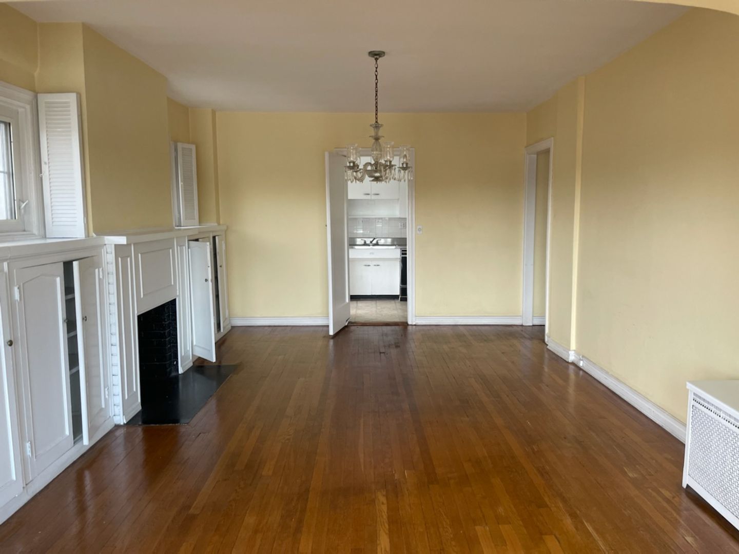 Pittsburgh Apartment: King Edward Apartments (old)