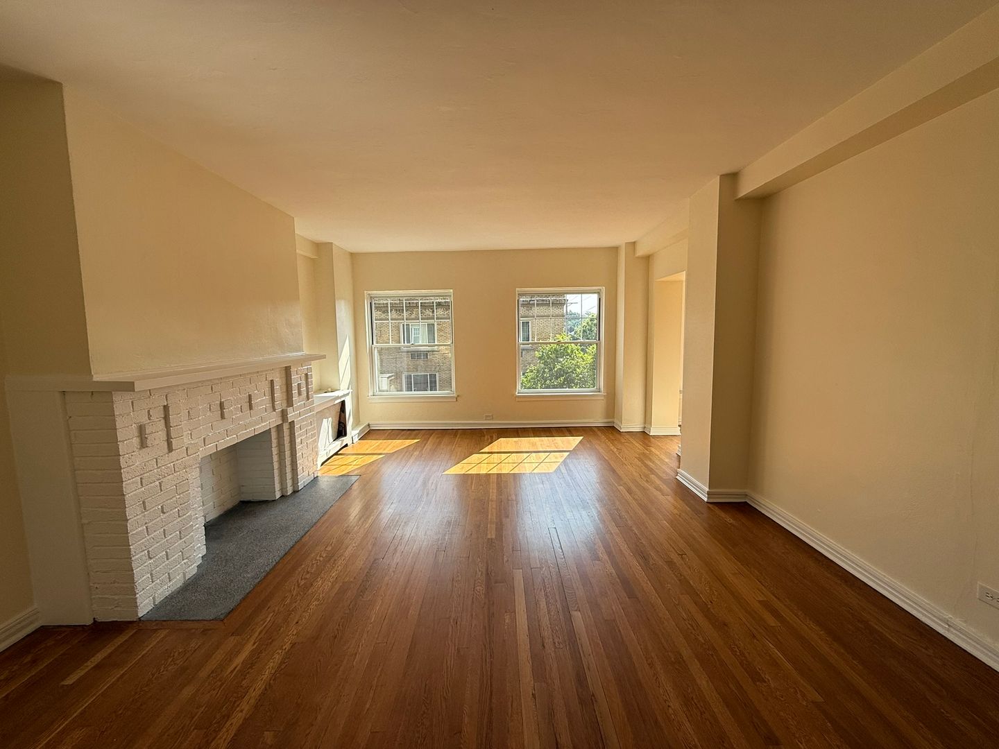 Pittsburgh Apartment: King Edward Apartments (old)