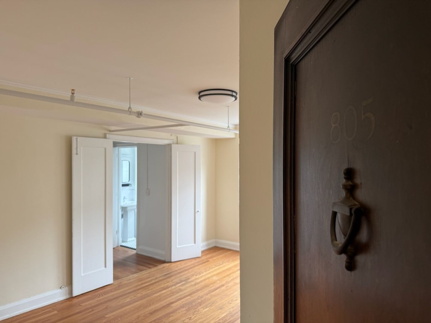 Pittsburgh Apartment: 245 Melwood Avenue