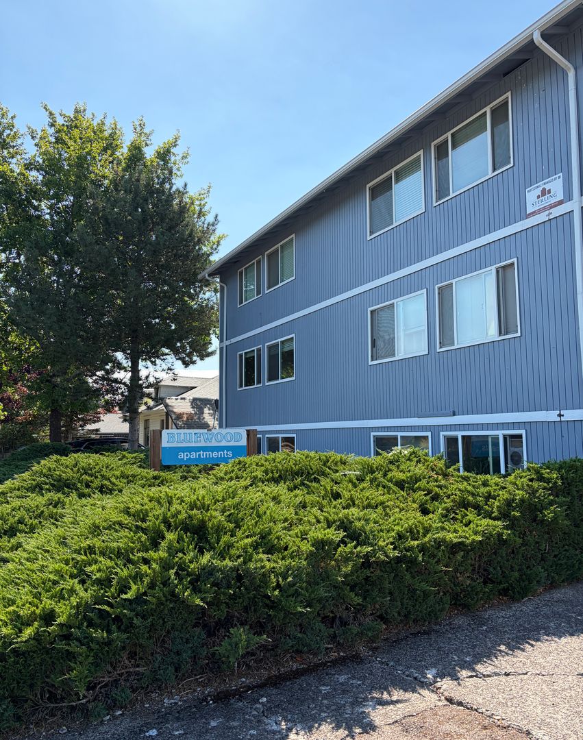 Corvallis Apartment: 950 NW Sycamore Ave #11