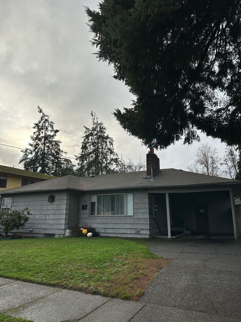 Corvallis Apartment: 1036 NW 25th Street #B