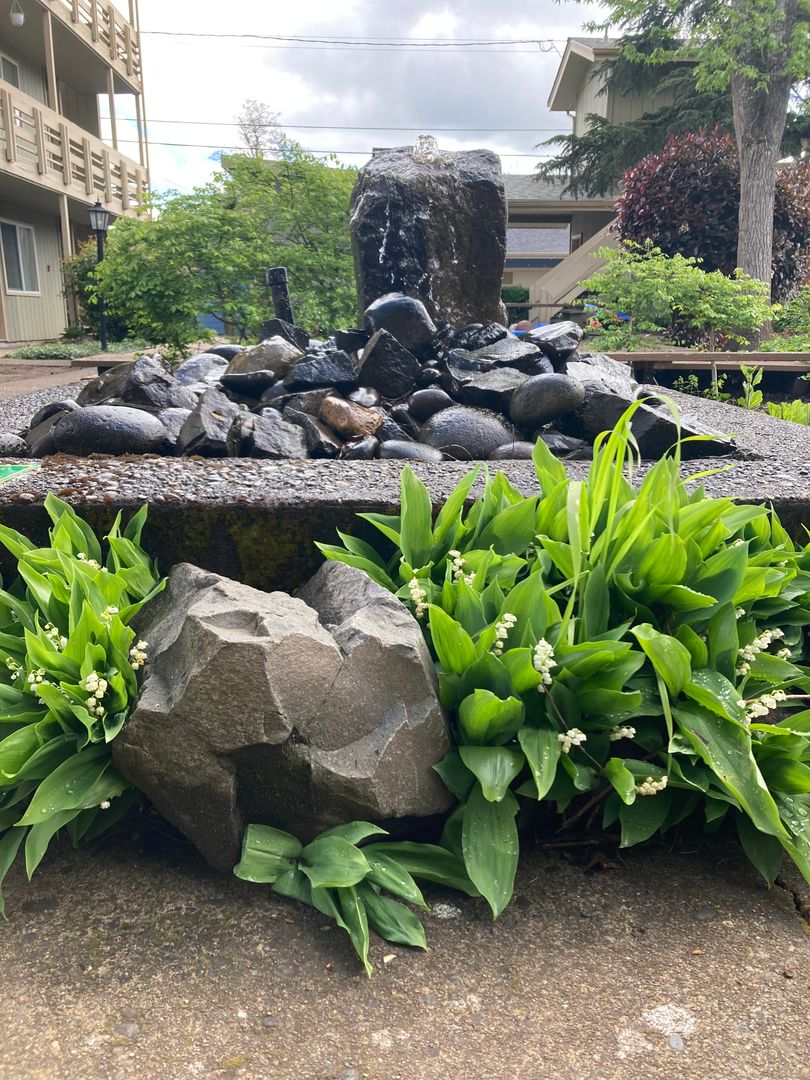 Eugene Apartment: 2705 Oak Street - 12