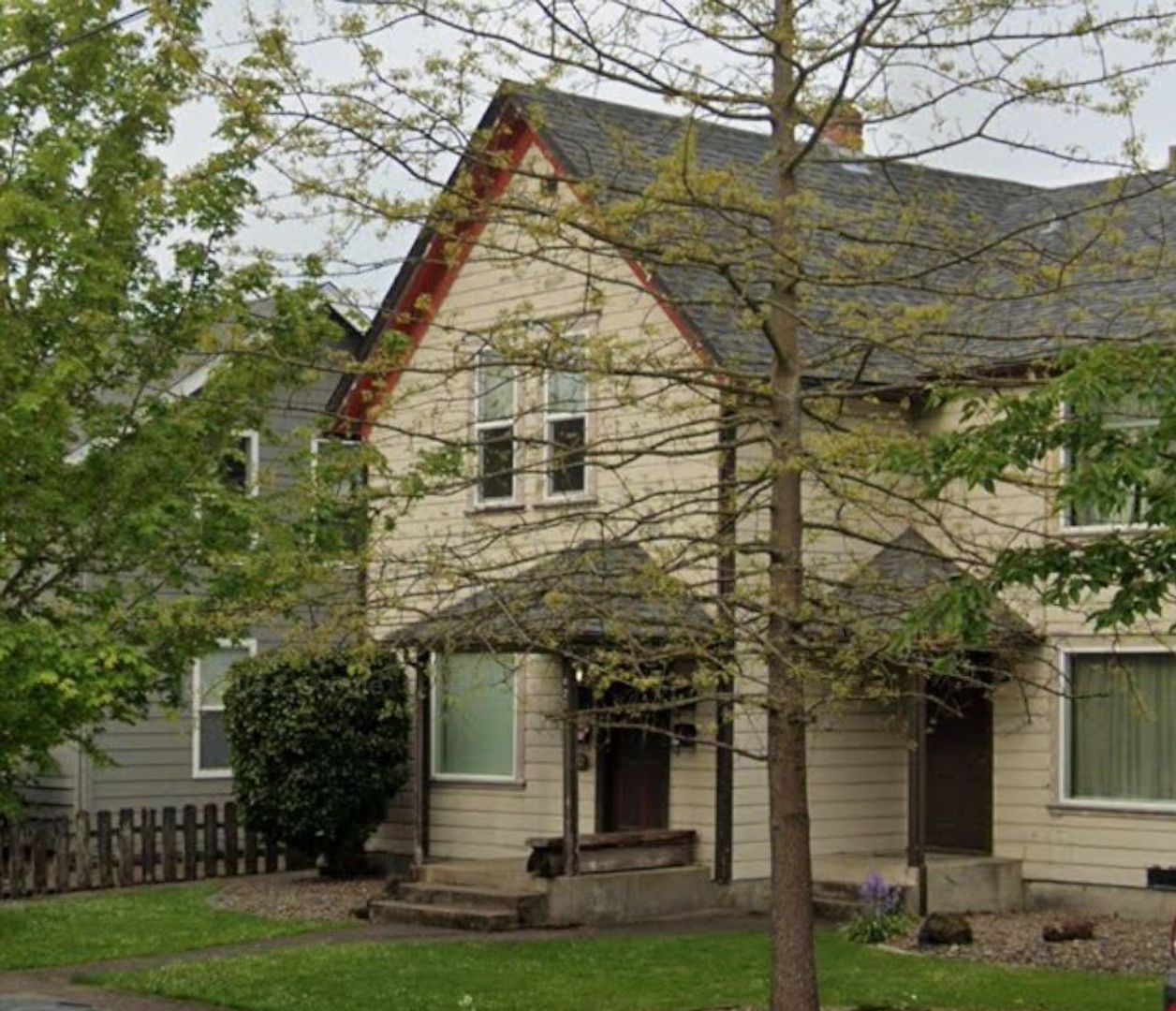 Corvallis Apartment: 426 NW 15th, #4