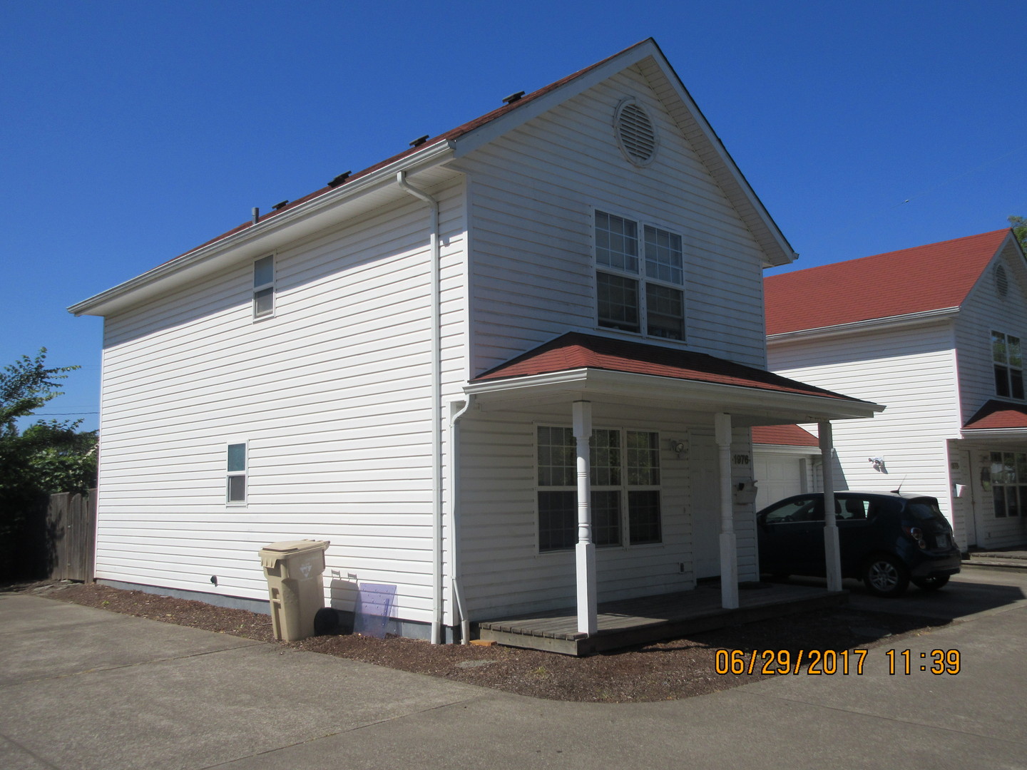 Corvallis Apartment: 1976 NW Grant Ave