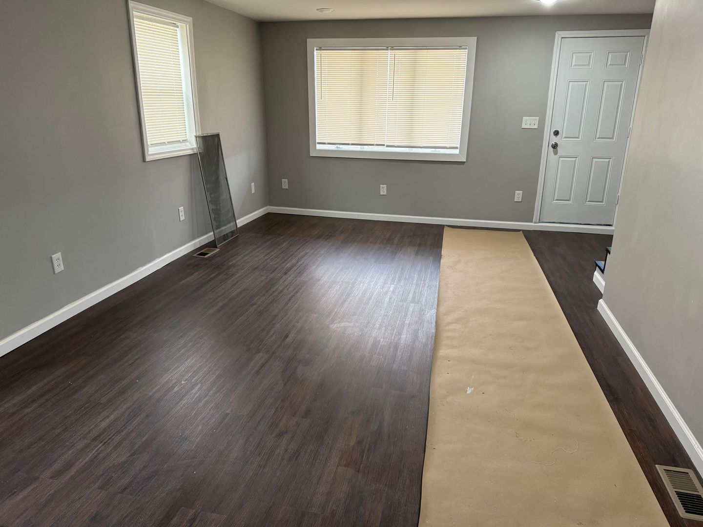 Corning Apartment: 398-400 Sunset Dr