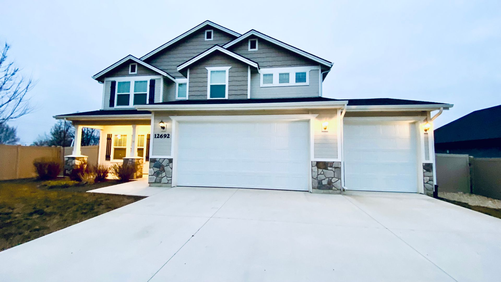 Star House: 12692 W Pommel Ct