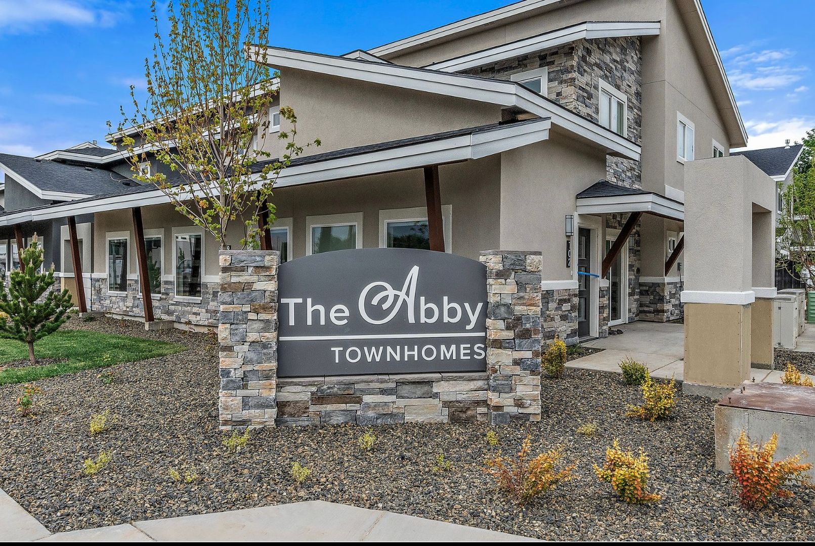 Boise Townhome: 8947 W Irving St