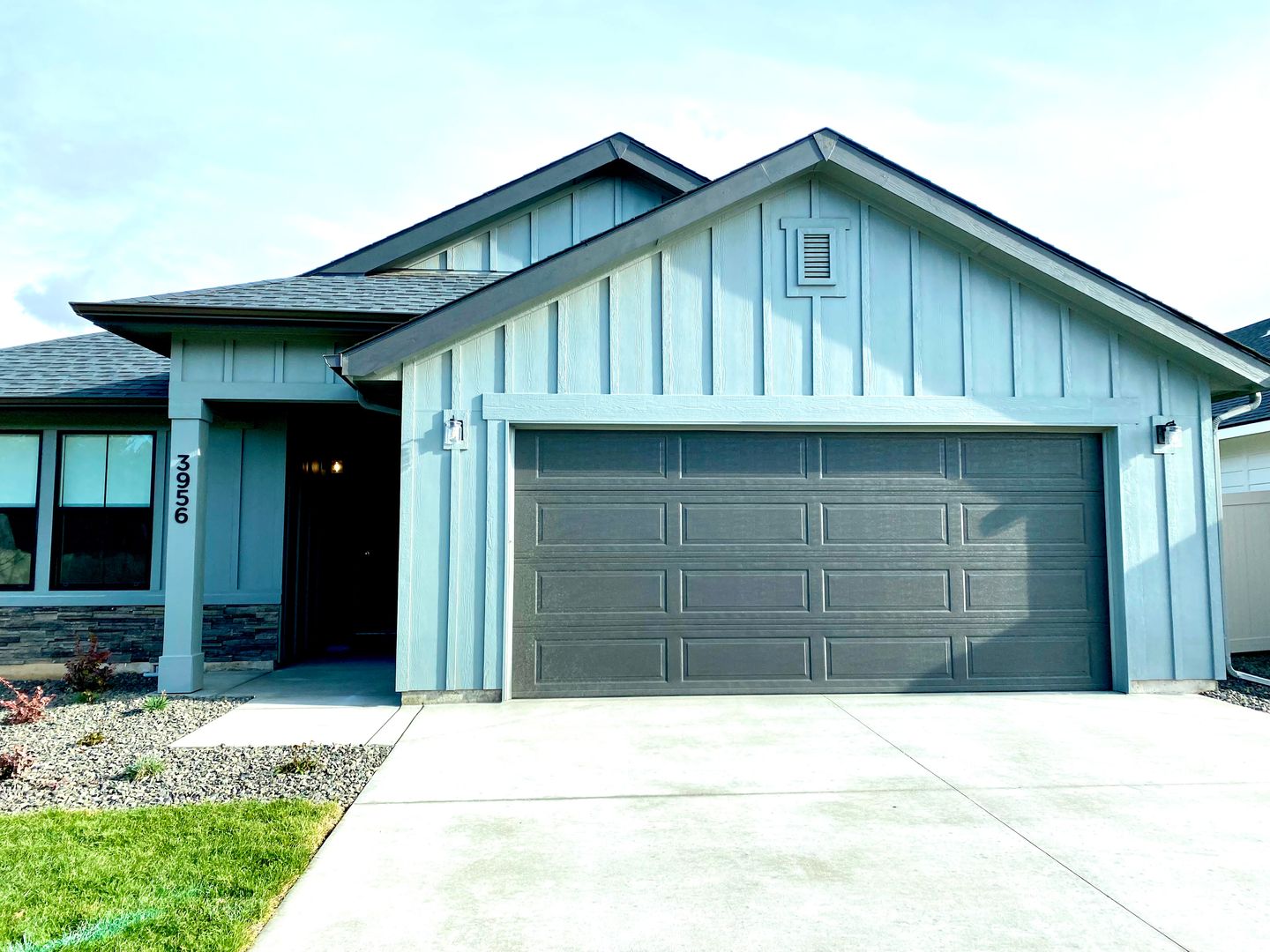 Meridian House: 3956 N Amberwood Ave