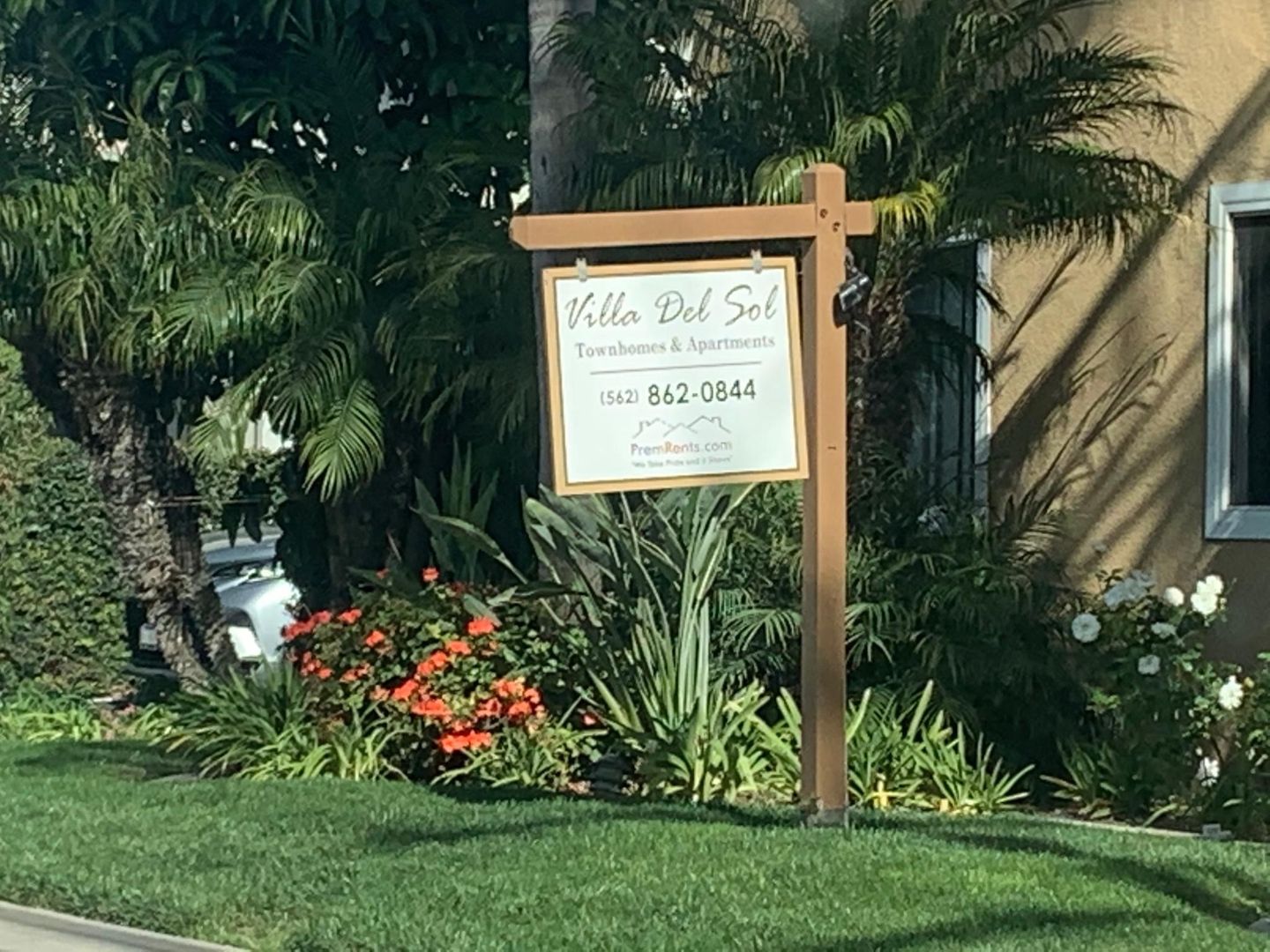 DOWNEY Apartment: 8115 STEWART and GRAY RD.