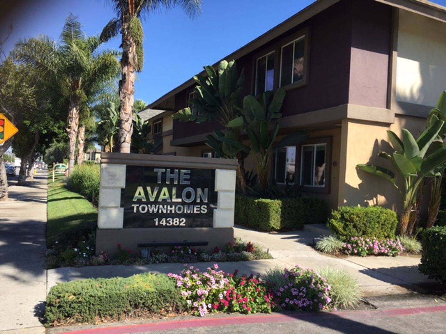 TUSTIN Apartment: 14382 REDHILL AVE