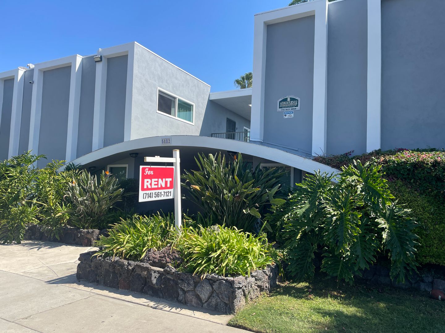 BUENA PARK Apartment: 5882 FULLERTON AVENUE
