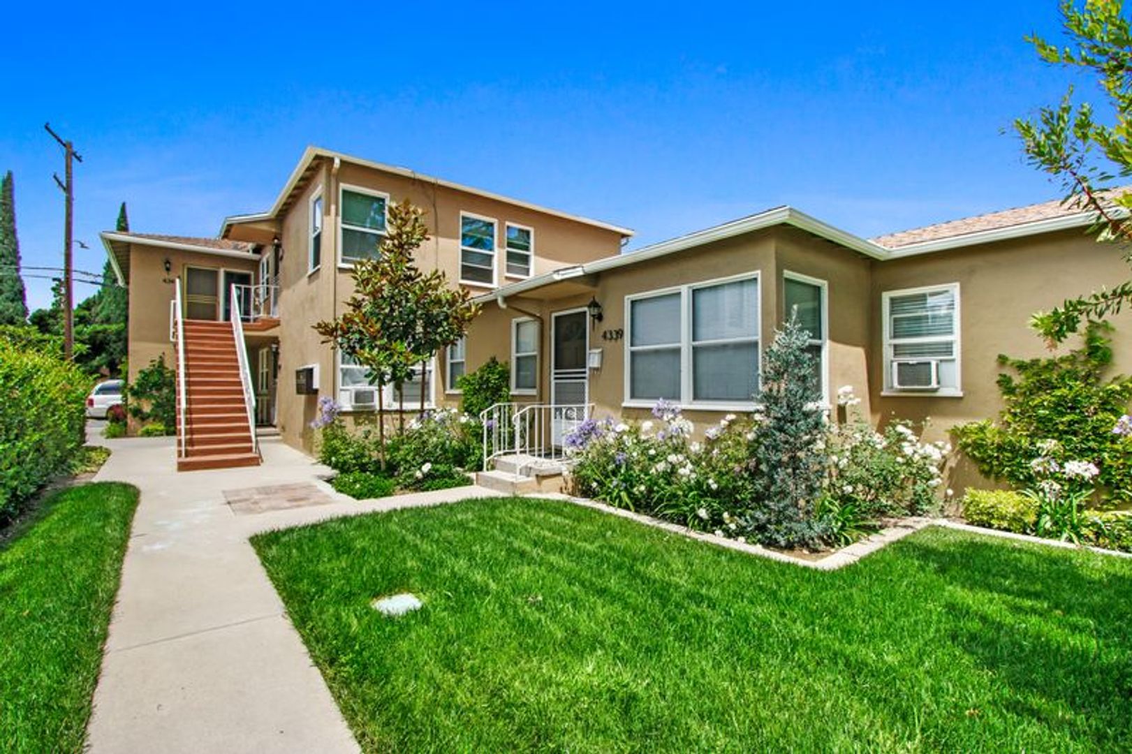 LONG BEACH Apartment: 4337 N BELLFLOWER BLVD.