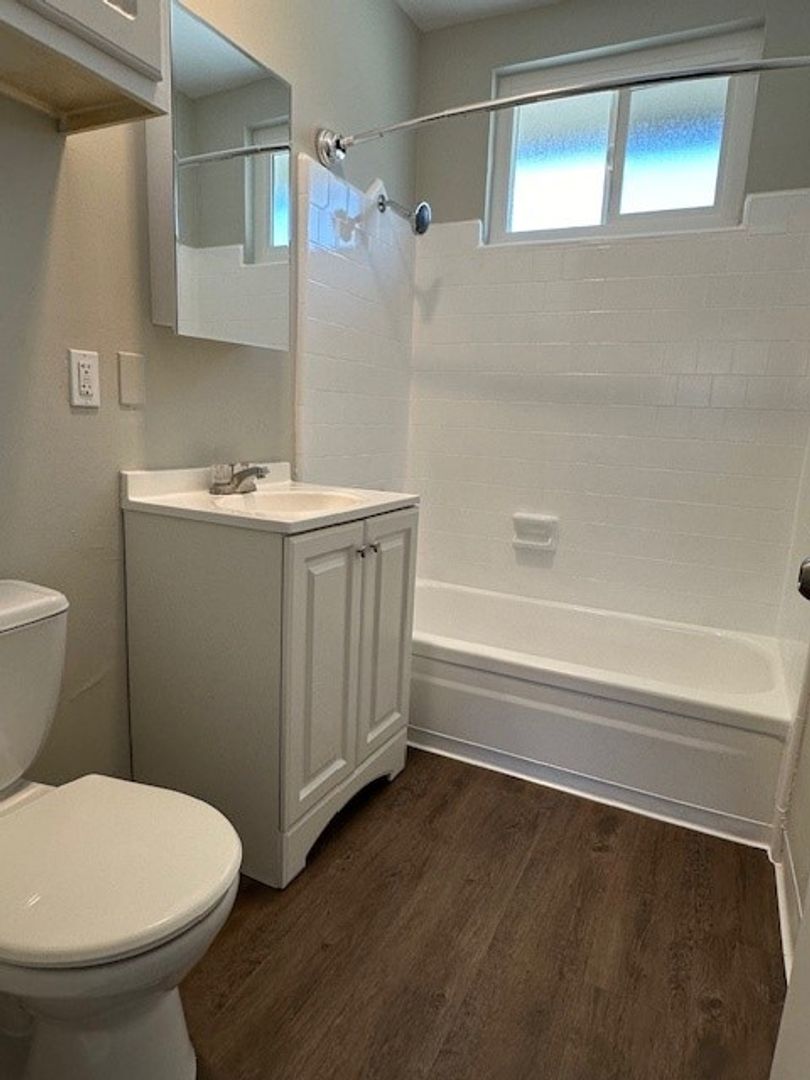 DOWNEY Apartment: 11833 OLD RIVER SCHOOL RD