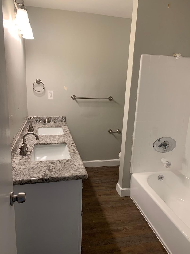 DOWNEY Apartment: 8115 STEWART and GRAY RD.