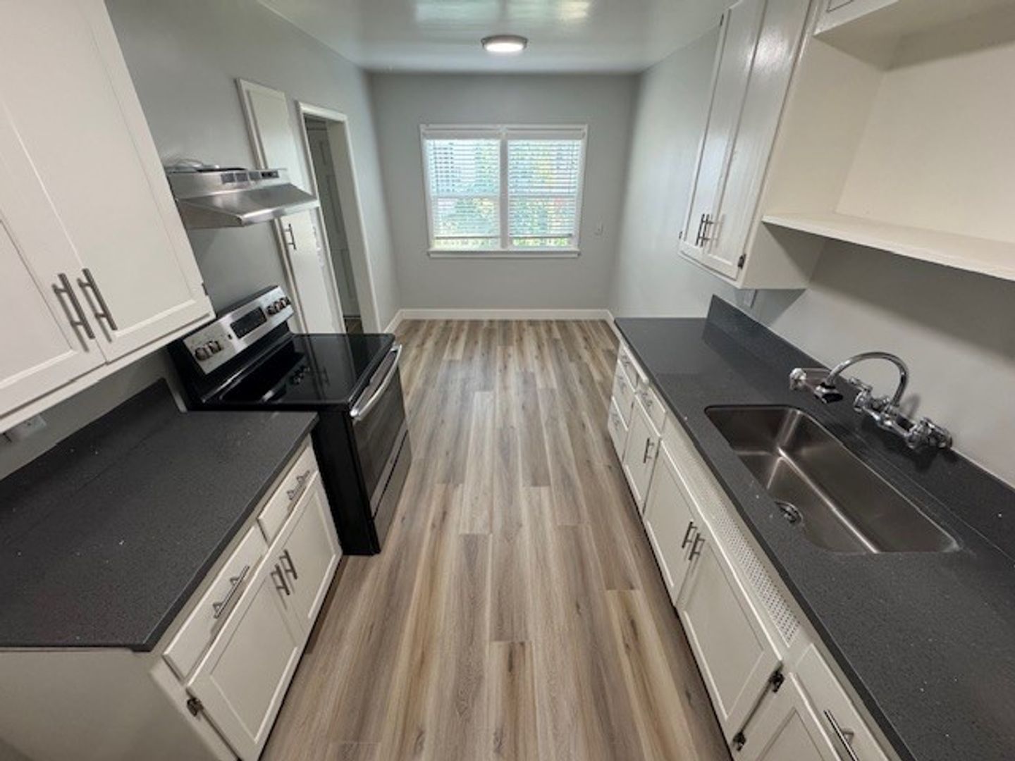 LONG BEACH Apartment: 4337 N BELLFLOWER BLVD.