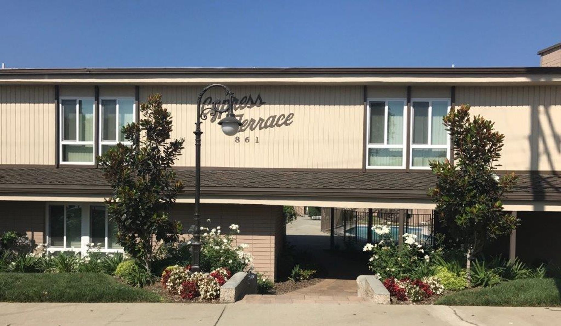 LA HABRA Apartment: 861 NORTH CYPRESS ST.